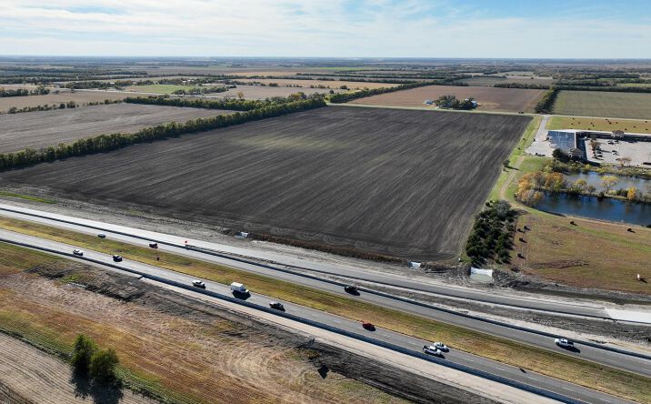 Pictures of Land property located at 4000 S. Kansas Rd., Newton, KS 67114 for sales - image #1