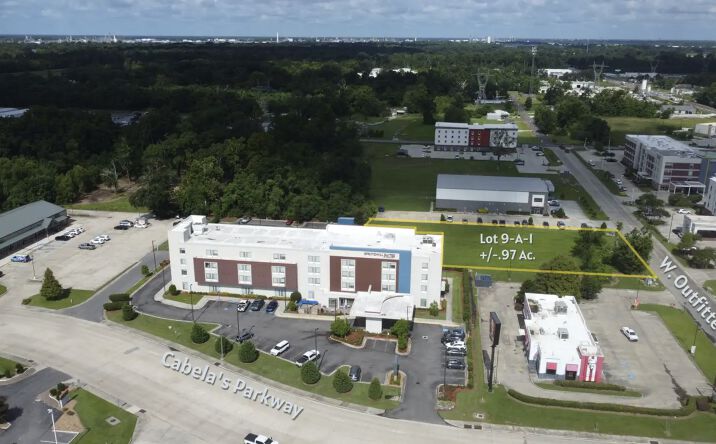 Pictures of Retail, Hospitality, Land property located at W Outfitters Dr, Gonzales, LA 70737 for sales - image #1