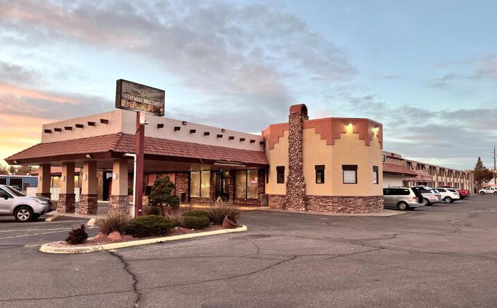 Pictures of Hospitality property located at 600 E Broadway Ave, Farmington, NM 87401 for sales - image #1