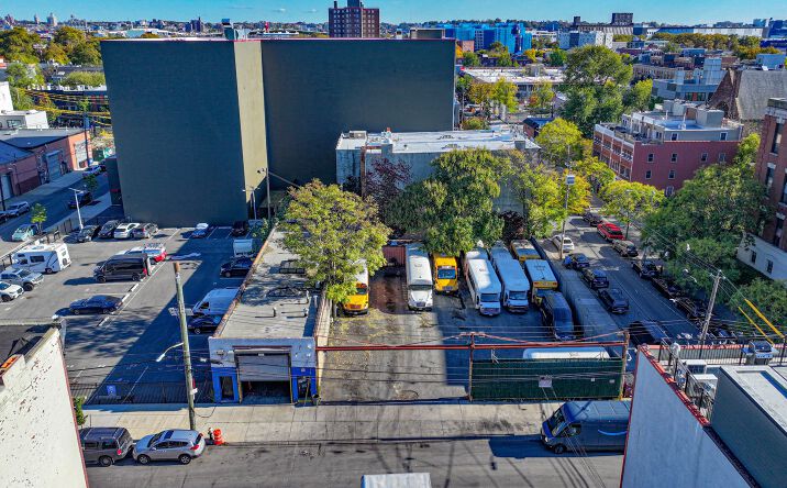 Pictures of Industrial property located at 143 Conover St, Brooklyn, NY 11231 for sales - image #1