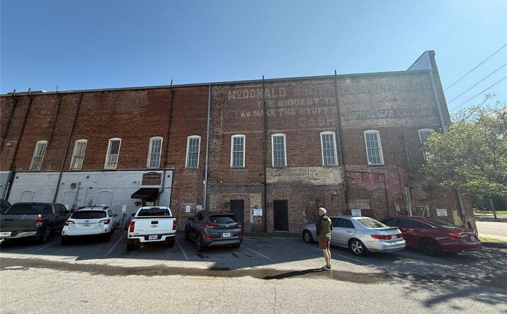 Pictures of Mixed Use property located at 12 E 3 rd Avenue, Rome, GA 30161 for sales - image #1
