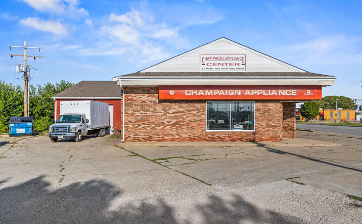 Pictures of Mixed Use, Office, Retail property located at 909 W Bloomington Rd, Champaign, IL 61821 for sales - image #1