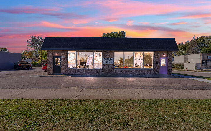 Pictures of Retail, Office property located at 6683 Middlebelt Rd, Garden City, MI 48135 for sales - image #1