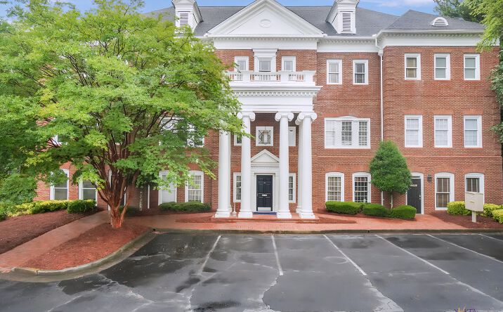 Pictures of Office property located at 600 Village Trace NE, Marietta, GA 30067 for sales - image #1