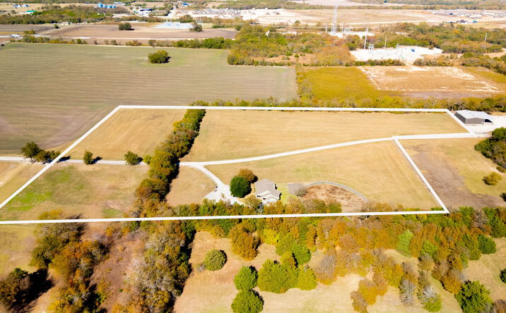 Pictures of Land property located at 2830 Winding Oaks Trail, Anna, TX 75409 for sales - image #1