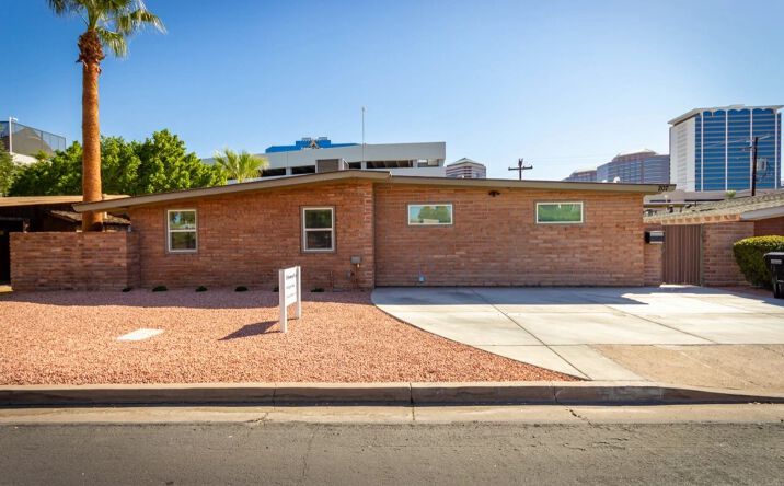 Pictures of Office property located at 207 E. Monterey Way, Phoenix, AZ null for sales - image #1