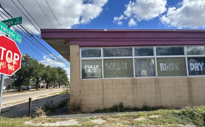 Pictures of Mixed Use, Retail property located at 5602 Cavalcade St, Houston, TX 77026 for sales - image #1