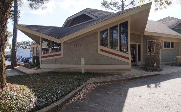 Pictures of Office property located at 1100 Hillcrest Road, Mobile, AL 36695 for sales - image #1