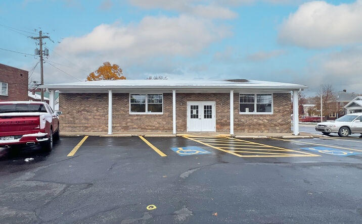 Pictures of Office, Retail property located at 4024 Main St, Erie, PA 16511 for sales - image #1