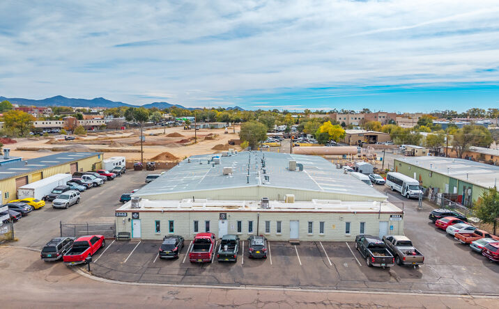image of property at 2882 TRADES WEST RD #5 Santa Fe NM 87507