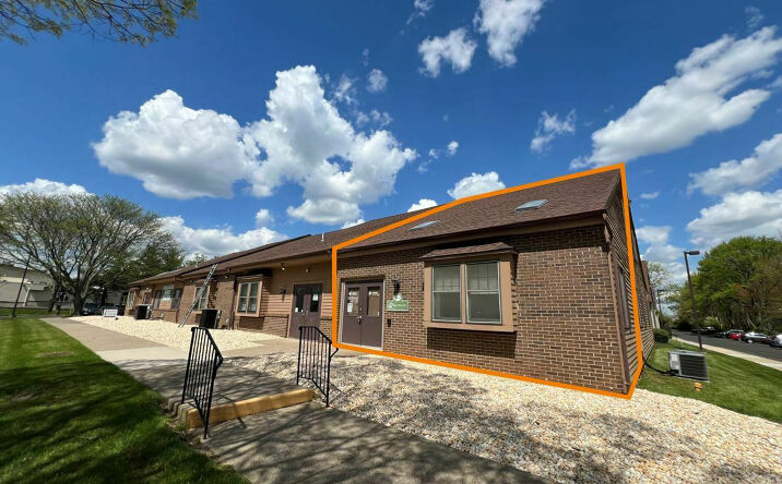 Pictures of Office property located at 1609 woodbourne road, ste 101a, Levittown, PA 19056 for sales - image #1
