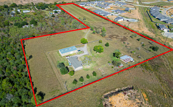 Pictures of Land property located at 32445 Knebel Rd, Waller, TX 77484 for sales - image #1