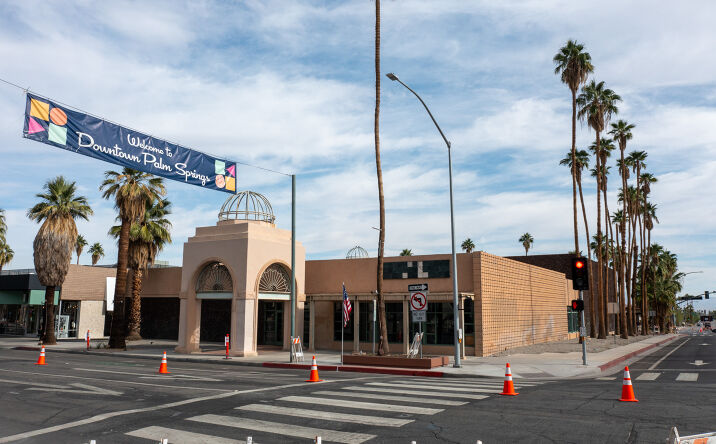 Pictures of Retail property located at 490 S Palm Canyon Dr, Palm Springs, CA 92262 for sales - image #1