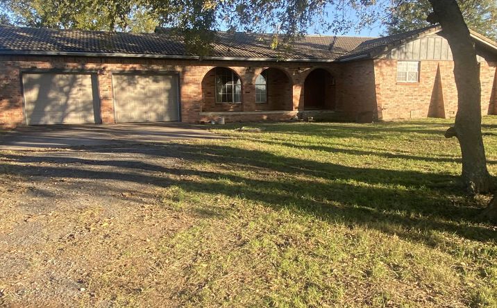 Pictures of Land, Mixed Use property located at 28502 S. Highway 82, Vinit, OK 74301 for sales - image #1