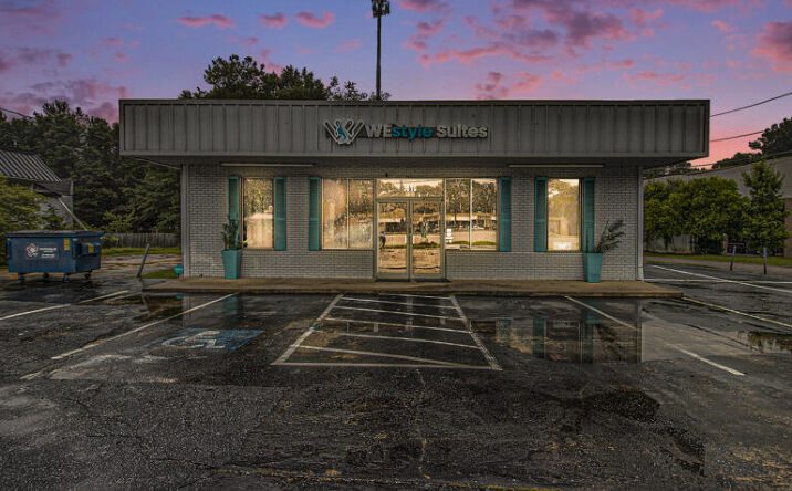 Pictures of Office property located at 5610 Old National Hwy, College Park, GA 30349 for sales - image #1