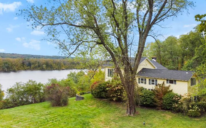 Pictures of Land property located at 47 Bronk Rd, Selkirk, NY 12158 for sales - image #1
