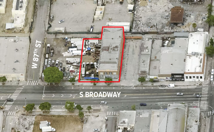 Pictures of Industrial property located at 8615-8623 S Broadway, Los Angeles, CA 90003 for sales - image #1