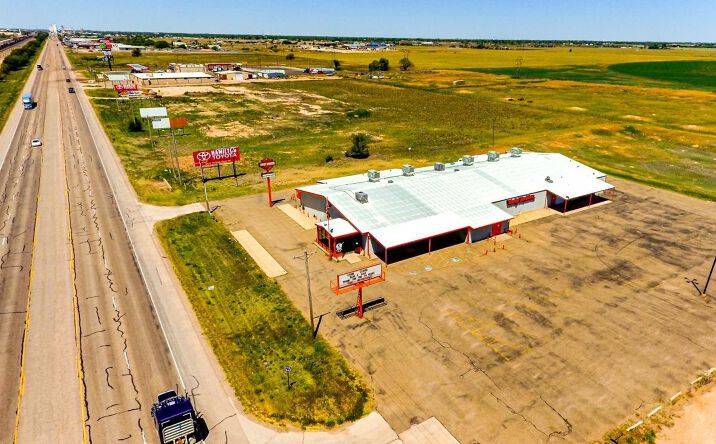 Pictures of Mixed Use, Industrial, Office, Retail property located at 4400 Mabry Drive, Clovis, NM 88101 for sales - image #1