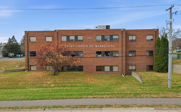 Pictures of Office property located at 2015 Rice St, Roseville, MN 55113 for sales - image #1
