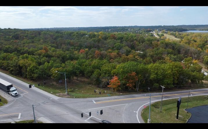 Pictures of Land property located at Lot 1B of Hawks Retreat, De Soto, MO 63020 for sales - image #1
