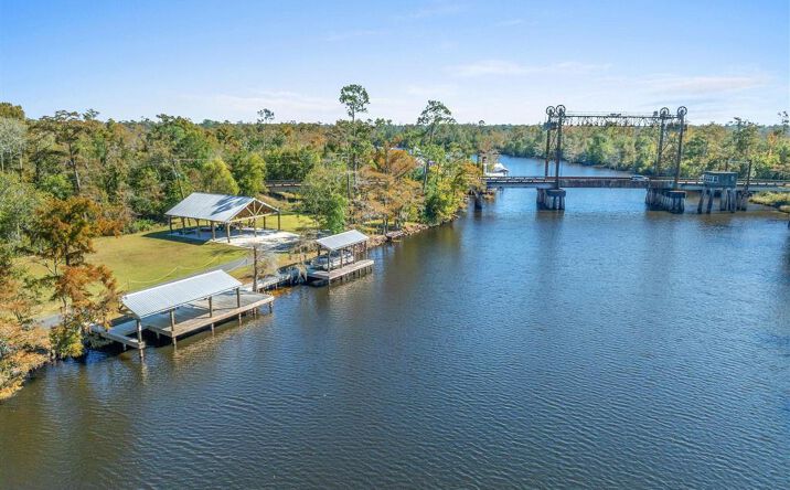 Pictures of Land property located at 2399 Dennis Lane, Lake Charles, LA 70611 for sales - image #1