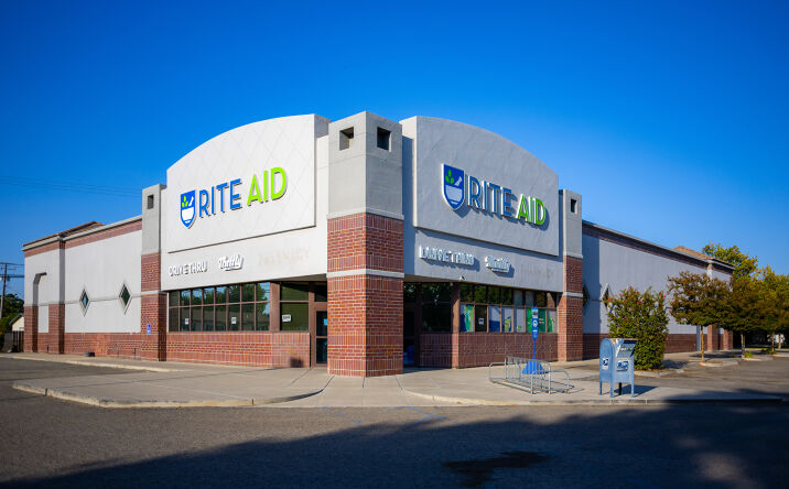 Pictures of Retail property located at 1500 Whitley Ave, Corcoran, CA 93212 for sales - image #1