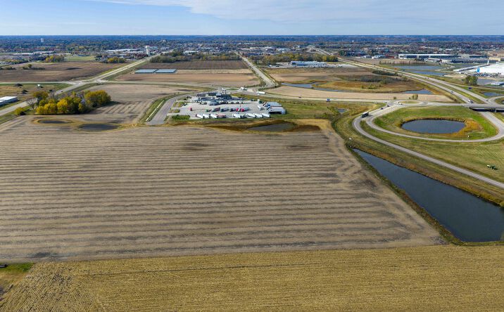 Pictures of Retail, Land property located at 3010 Adams St, Mankato, MN 56001 for sales - image #1
