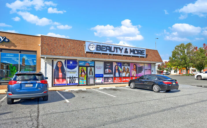 Pictures of Retail property located at 34000 North 5th Street Highway, Reading, PA 19605 for sales - image #1