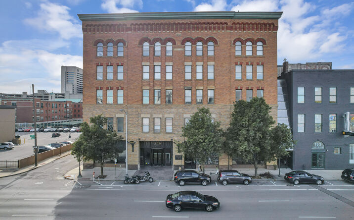Pictures of Multifamily property located at 309 S 4th St, Columbus, OH 43215 for sales - image #1
