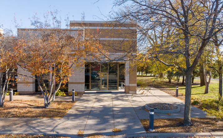 Pictures of Industrial, Office property located at 6900 W 110th Street, Bloomington, MN 55438 for sales - image #1