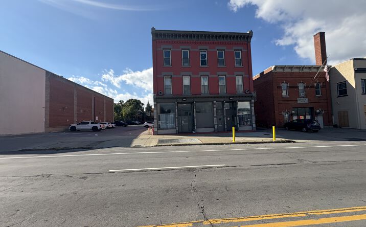 Pictures of Mixed Use, Office, Retail property located at 1412 Main St, Buffalo, NY 14209 for sales - image #1