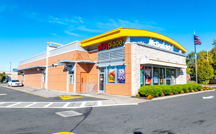 Pictures of Retail property located at 273 Cottage Grove Rd, Bloomfield, CT 06002 for sales - image #1