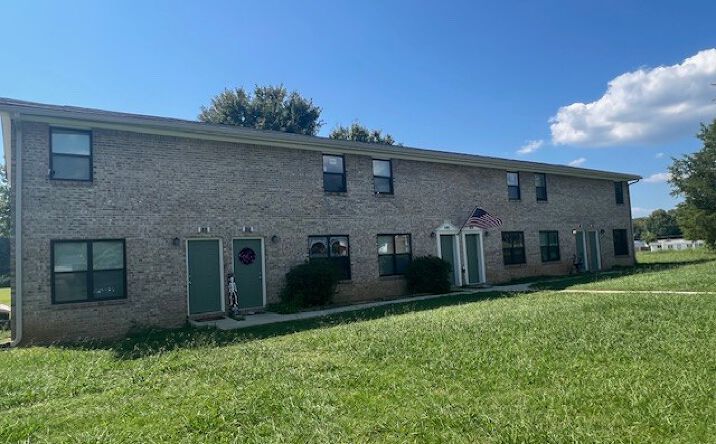 Pictures of Multifamily property located at 112 Garden St, Estill Springs, TN 37330 for sales - image #1