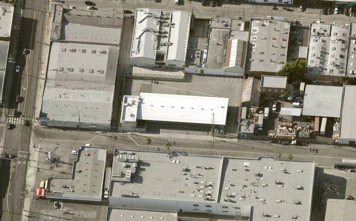 Pictures of Industrial property located at 2425 Porter St, Los Angeles, CA 90021 for sales - image #1