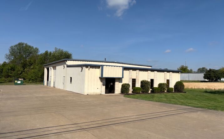 Pictures of Industrial, Office property located at 2526 N Burkhardt Rd, Evansville, IN 47715 for sales - image #1
