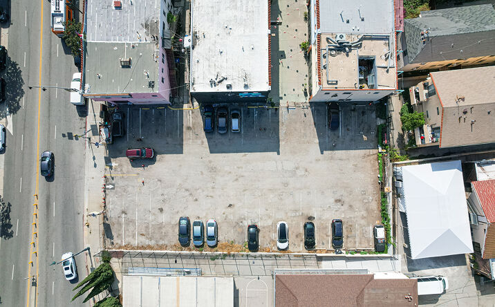 Pictures of Land property located at 981-983 N Hill Street, Los Angeles, CA 90012 for sales - image #1