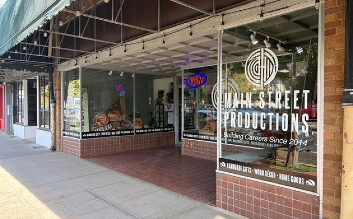Pictures of Retail, Office property located at 714-724 Main Street, Red Bluff, CA 96080 for sales - image #1