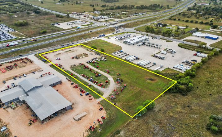 Pictures of Land property located at Texas 6 Frontage Rd, Navasota, TX 77868 for sales - image #1