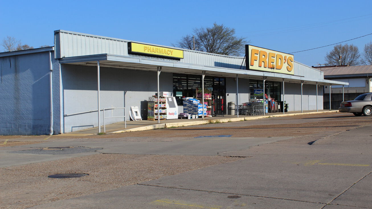 601 N St Joseph St, Morrilton, AR 72110 Retail Property for Sale 601 North St Joseph Street