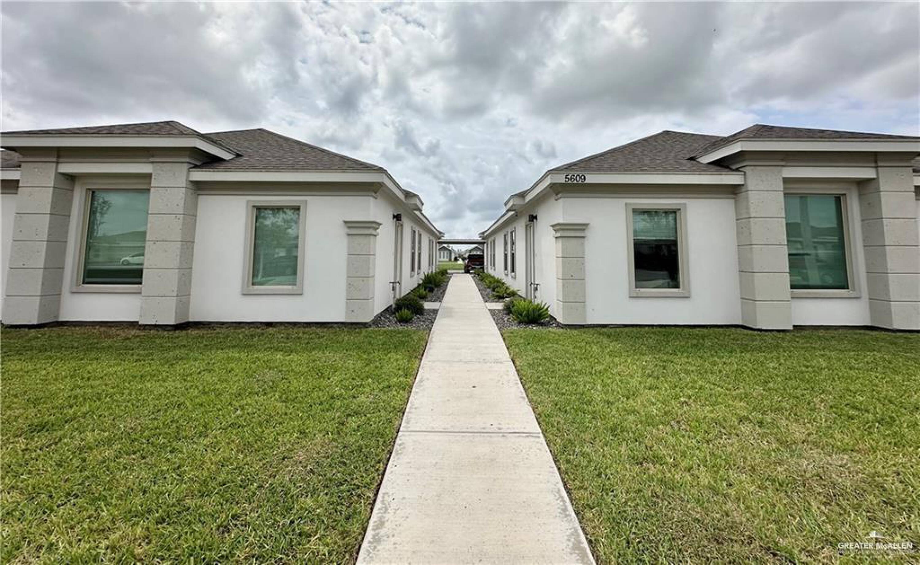 5609 Sandpiper Ave  