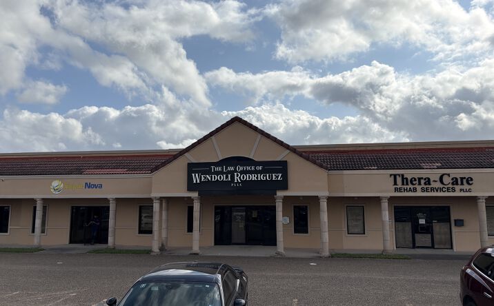 Pictures of Office property located at 1906 N Tesoro Ln, Pharr, TX 78577 for sales - image #1
