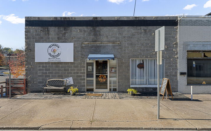 Pictures of Hospitality, Mixed Use property located at 205 N Race St, Glasgow, KY 42141 for sales - image #1