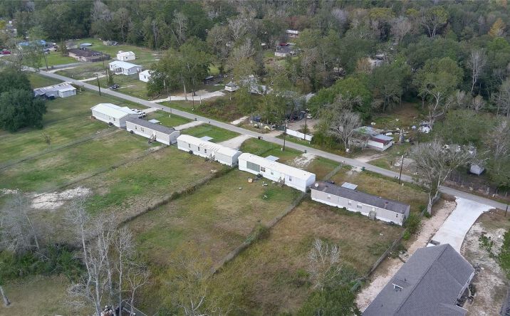 Pictures of Multifamily property located at 264 County Rd 328, Cleveland, TX 77327 for sales - image #1
