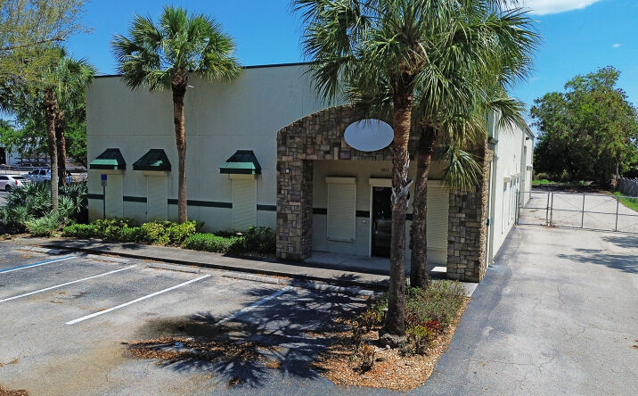 Pictures of Industrial, Mixed Use, Special Purpose property located at 5811 Corporation Cir, Fort Myers, FL 33905 for sales - image #1