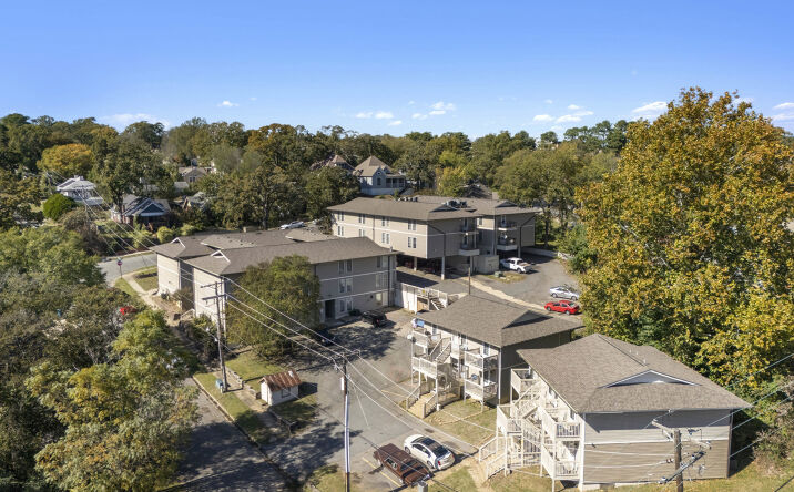 Pictures of Multifamily property located at 107 Barton Street, Little Rock, AR 72205 for sales - image #1