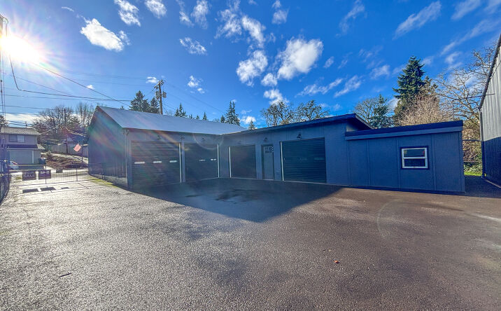 Pictures of Industrial, Mixed Use property located at 446 McClaine St, Silverton, OR 97381 for sales - image #1