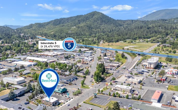 Pictures of Office property located at 1890 NW 6th St, Grants Pass, OR 97526 for sales - image #1