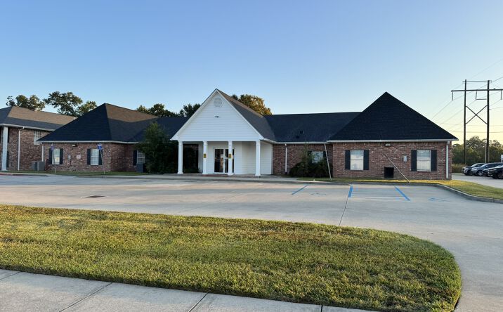 Pictures of Office property located at 117 Production Dr, Lafayette, LA 70508 for sales - image #1