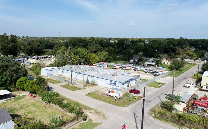 Pictures of Industrial property located at 15405 Kurt Drive, Humble, TX 77396 for sales - image #1