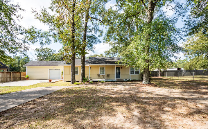 Pictures of Land, Office, Retail property located at 11620 Fostoria Rd, Cleveland, TX 77328 for sales - image #1